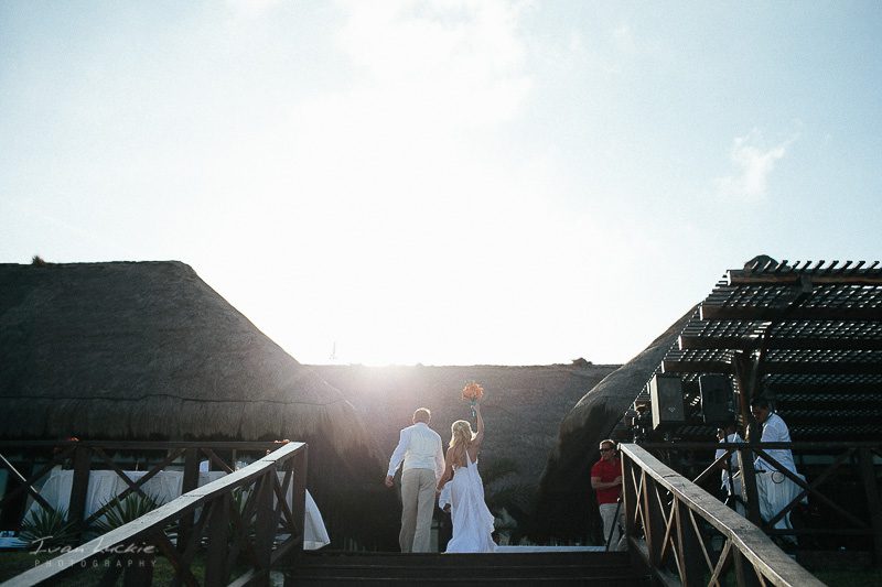 Trina-Darcy-Now-Sapphire-Cancun-wedding-