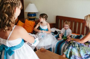 Getting ready moment - wedding day tips - By Ivan Luckie Photography